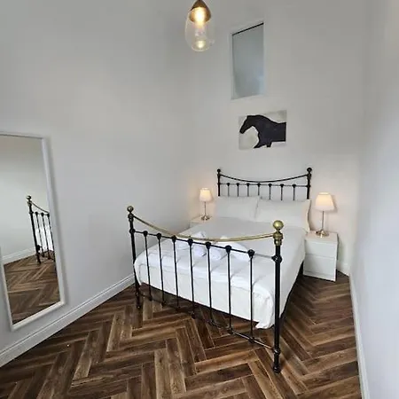 Charming House In Centre